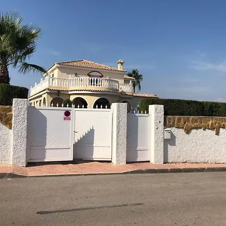 Maison Type 4 Facades 4 Bedrooms Nyaraló